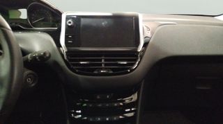 Peugeot 208 1.2 PureTech Signature EAT6 81 kW (110 CV)