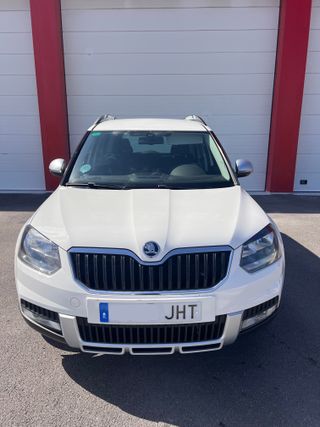 Skoda Yeti 2.0TDI 110 muy cuidado.