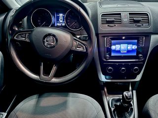 Skoda Yeti 2.0TDI 110 muy cuidado.