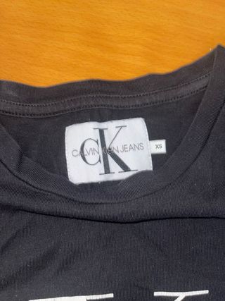 Camiseta Calvin Klein Negra 
