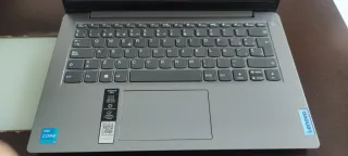 Portátil Lenovo Plata