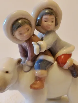 Figura Lladró Niños Oso Polar Porcelana