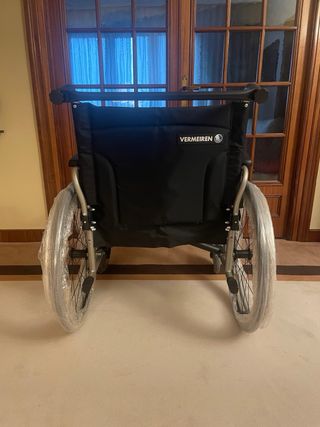Silla de ruedas Vermeiren V100 XL talla 56 (Nueva)