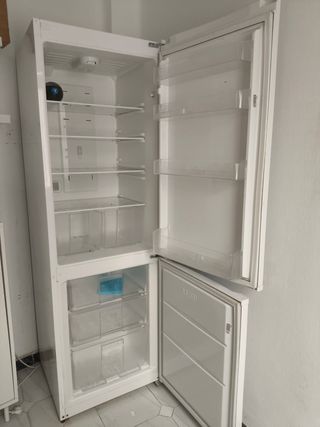 Frigorífico y congelador Nevera blanca
