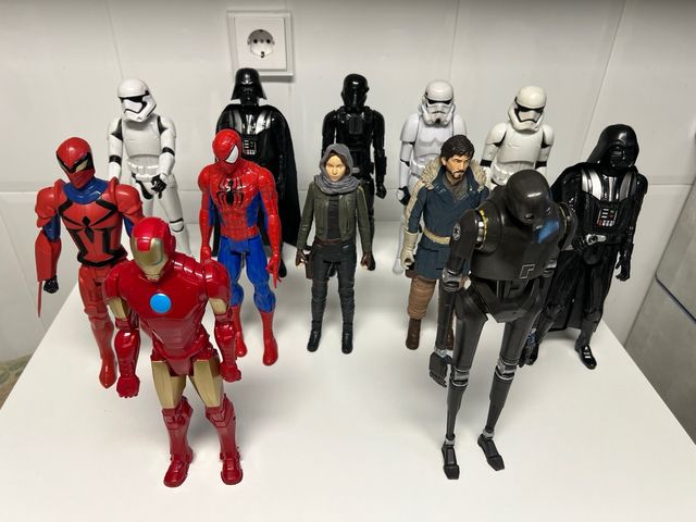 Figuras Star Wars y Marvel
