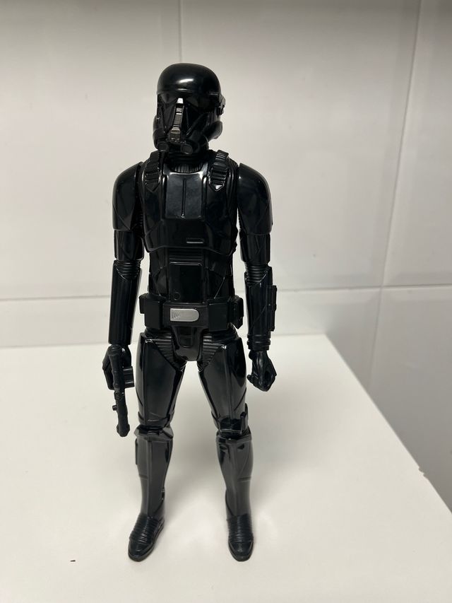 Figuras Star Wars y Marvel