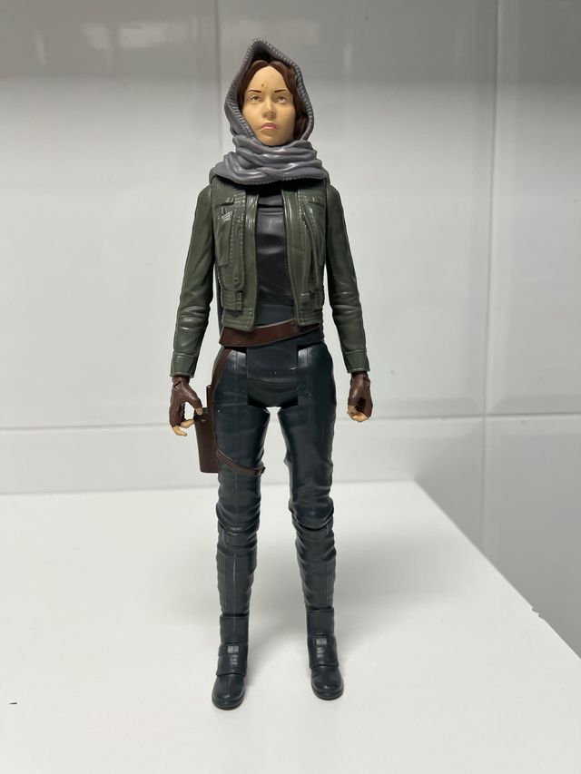 Figuras Star Wars y Marvel