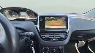 Peugeot 208 PureTech 82 Style 60 kW (82 CV)