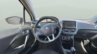 Peugeot 208 PureTech 82 Style 60 kW (82 CV)