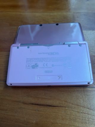 Nintendo 3DS Rosa + 6 Juegos