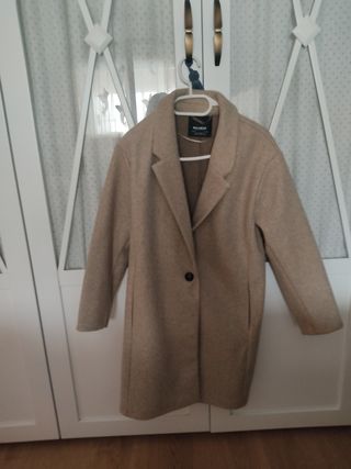 Abrigo Pull&Bear beige talla XS