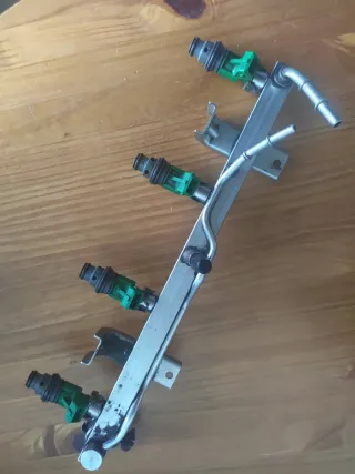Rampa de Inyección para Saab 9-3 2004