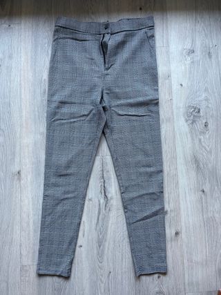 Pantalones de cuadros Zara grises