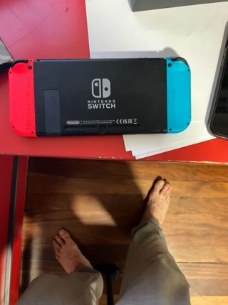 Nintendo Switch Azul y Rojo Casi Sin Uso