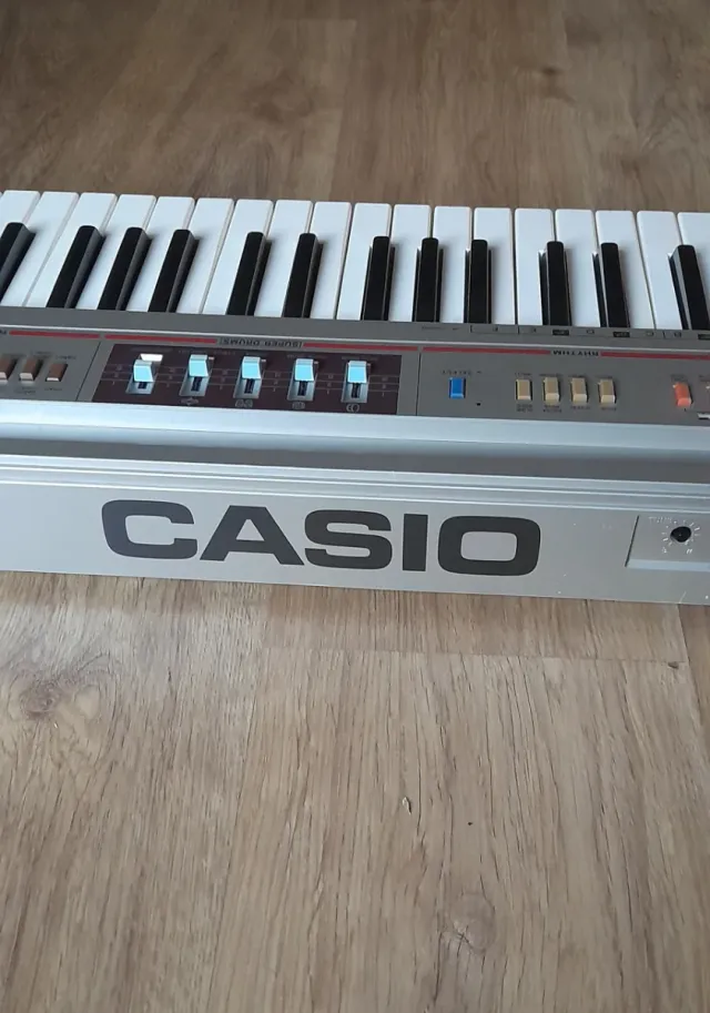 Organo Casio CasioTone CT-320