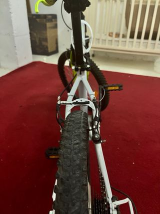 Bicicleta B-twin Gris NEGOCIABLE
