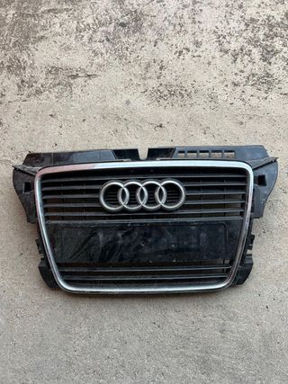 Parrilla Audi A4 B8