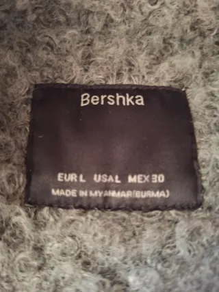 Abrigo gris Bershka