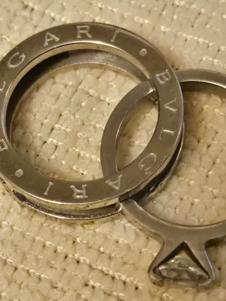 Anillo Bvlgari acero con Diamante