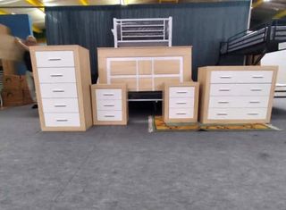 Nuevo Conjunto Kiara!! Cabecero+ 2 Mesitas!!