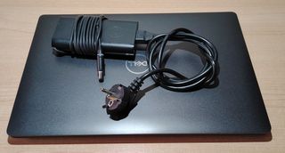 Portátil Dell Latitude 5500. 15'6 p. i7, AMD RX540