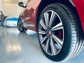 Jaguar F-Pace 2017