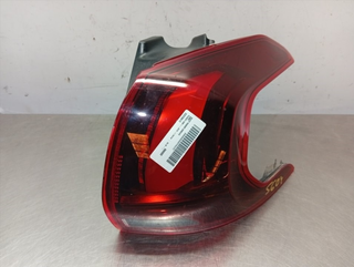 PILOTO TRASERO DERECHO PEUGEOT 2008 HM01 00200841