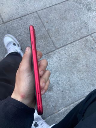 iPhone 11 rosso