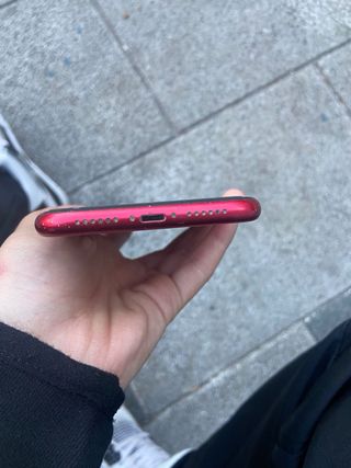 iPhone 11 rosso