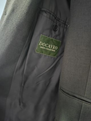 Traje Chaqueta completo con Chalequillo.