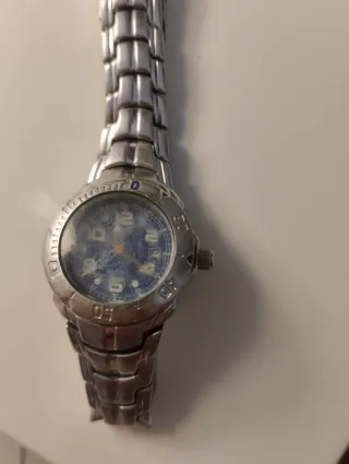 Orologio da polso blu e argento