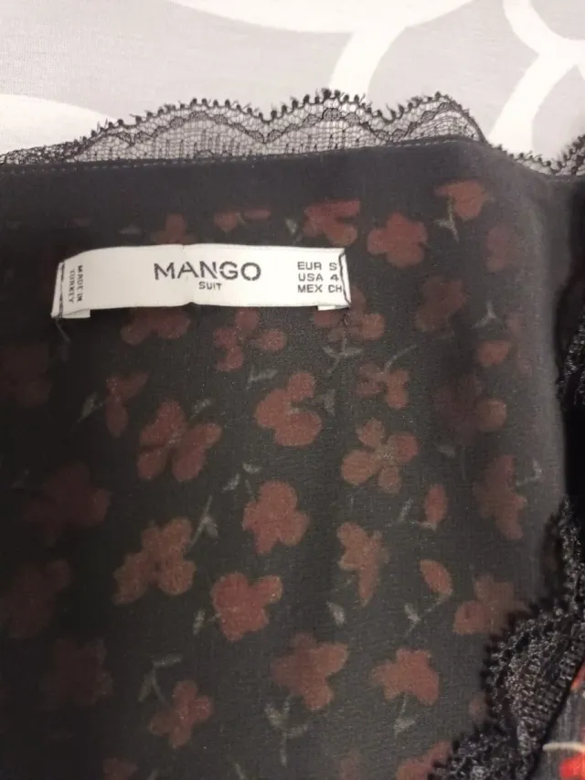 Vestido Mango floral negro y naranja