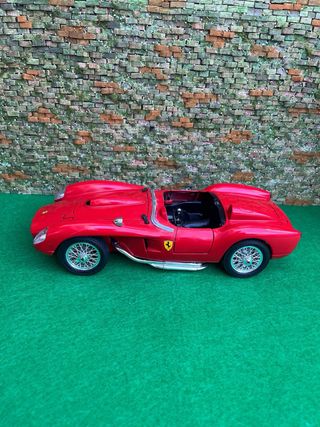 Ferrari 250 TR 1:18 Burago