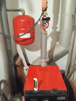 Caldera Gasóleo/Leña Roca