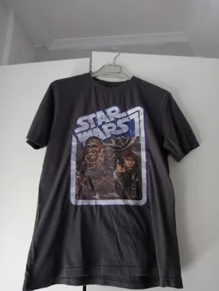 Camiseta Star Wars Talla M Gris.
