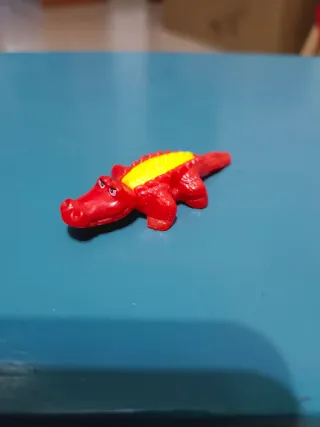 Figura Cocodrilo Kinder Sorpresa.