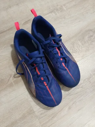 Botas de fútbol Puma azules