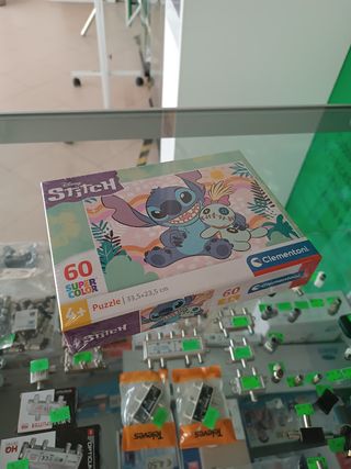 Puzzle Clementoni Disney Stitch & Scrump 60 Peças