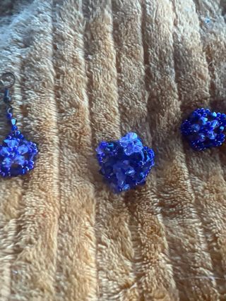 Conjunto hecho a mano: Anillo y Pendientes