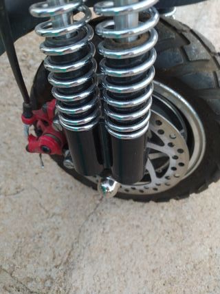 Patinete eléctrico 1600W 800 por rueda, poco uso.