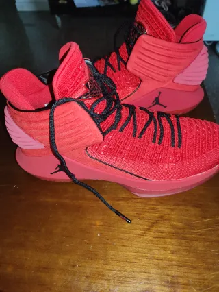 Jordan Zapatillas Rojas