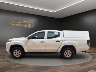 Mitsubishi L200 Mitsubishi L200 D/C 220 DI-D M-Pro Auto