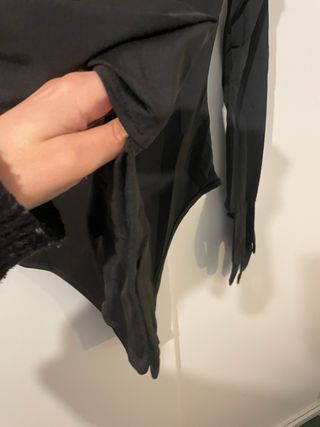 Body manga larga con guantes