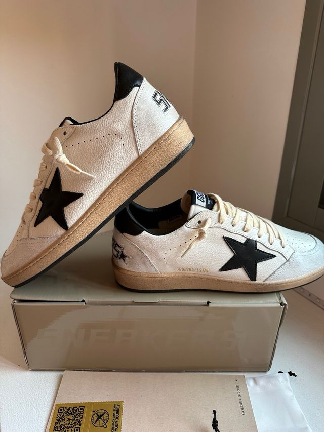 Golden Goose Ball Star Sneakers Blancas y Negras