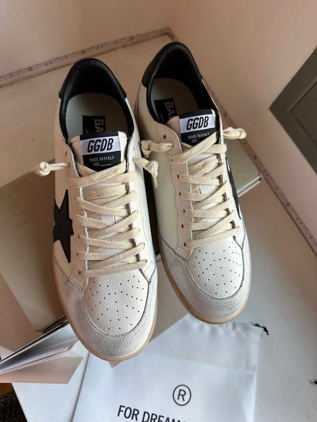Golden Goose Ball Star Sneakers Blancas y Negras