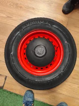Llantas Volkswagen T3 con Neumáticos Kumho