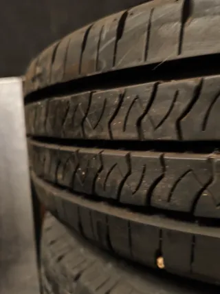 Llantas Volkswagen T3 con Neumáticos Kumho
