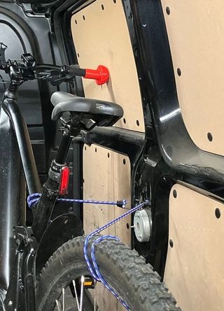 Paracolpi universale MTB, bici, moto