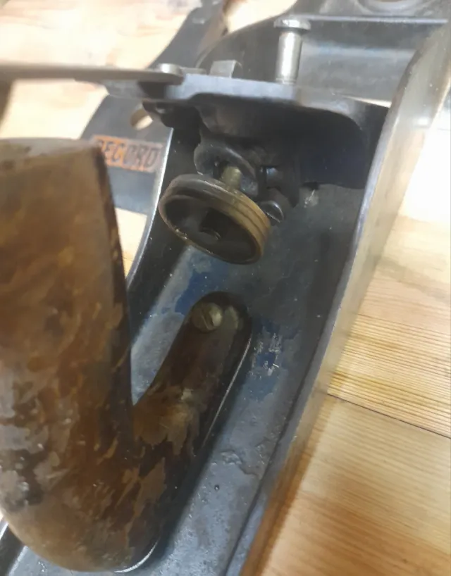 Cepillo carpintero Record 5 1/2 sin repasar 