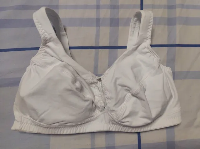 Bra/ Sujetador blanco talla 105D